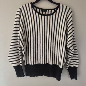 T Tahari Black White Striped Sweater Size Medium